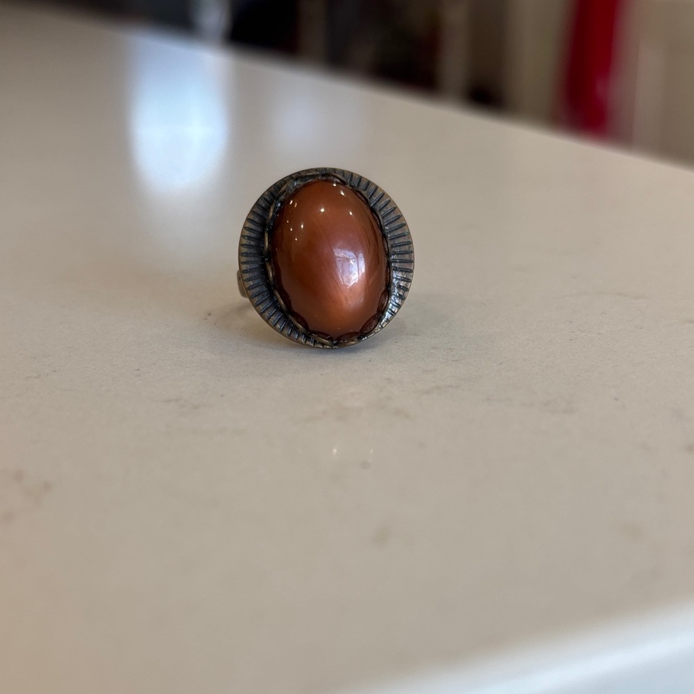 Vintage-Inspired Orange/brown Ring